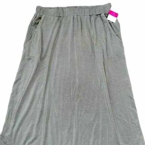 New with tags FRESH PRODUCE  Color:  Shadow Gray Grey  Long AVERY Skirt  Size L